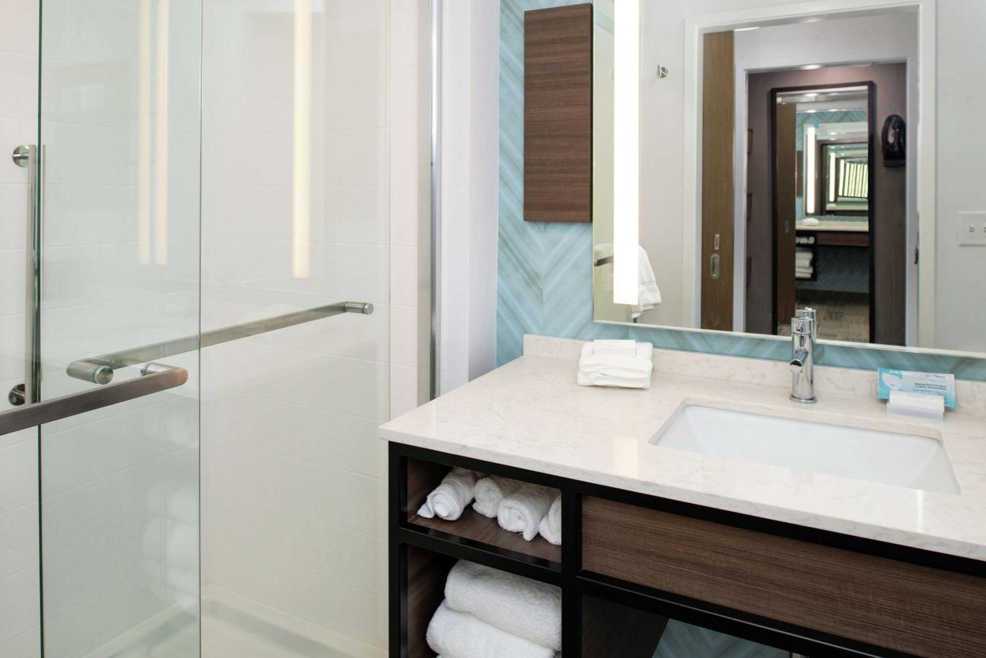 Hilton Garden Inn Gallatin Kültér fotó